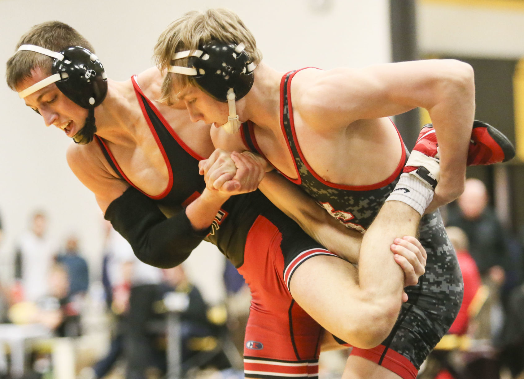 020120-qc-spt-mac wrestling-06.JPG
